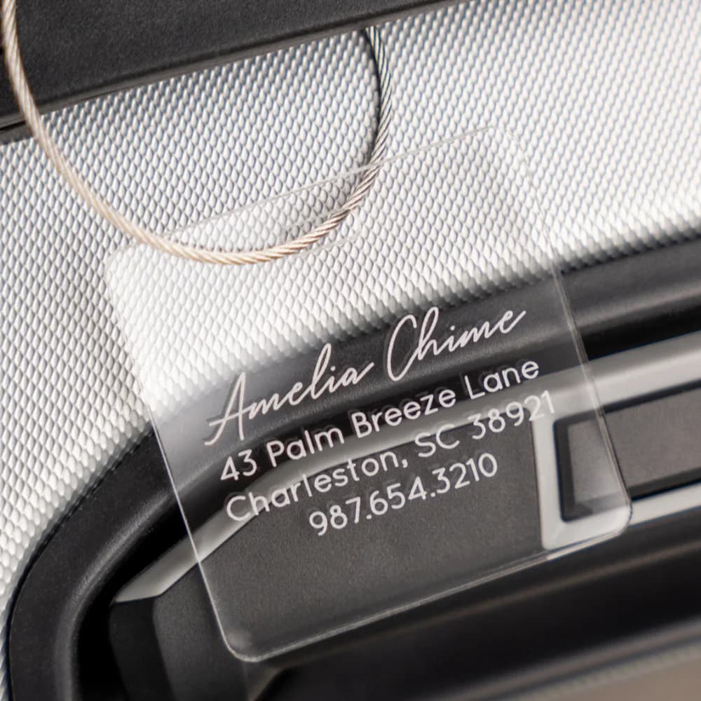 Personnalisez une étiquette de bagage carrée, une étiquette de bagage personnalisée gravée, découpez