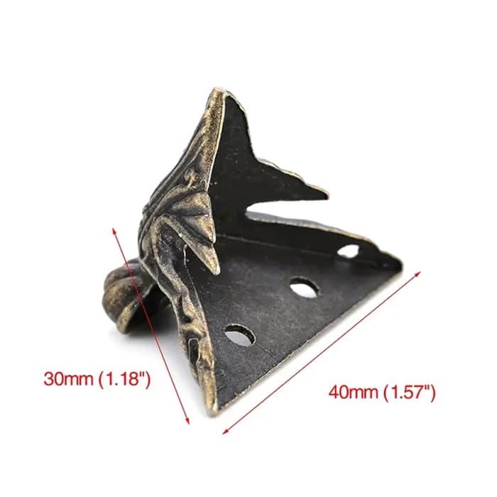 Protecteur d'angle Antique en laiton