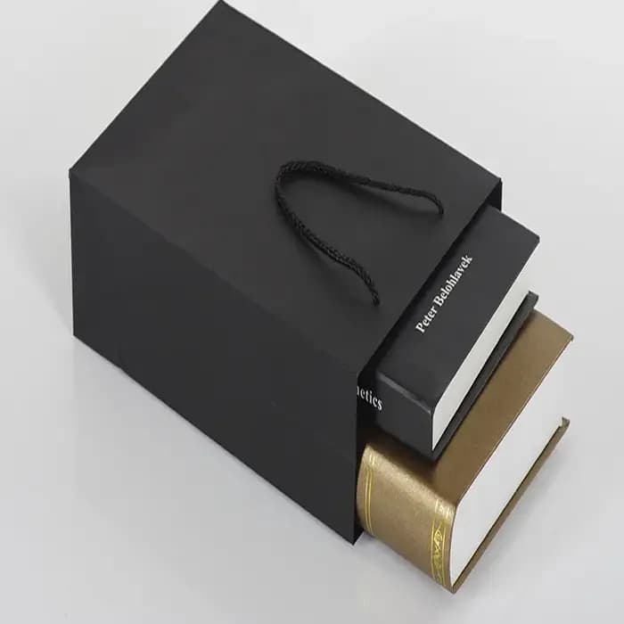 Sac cadeau en papier noir Simple de haute qualité