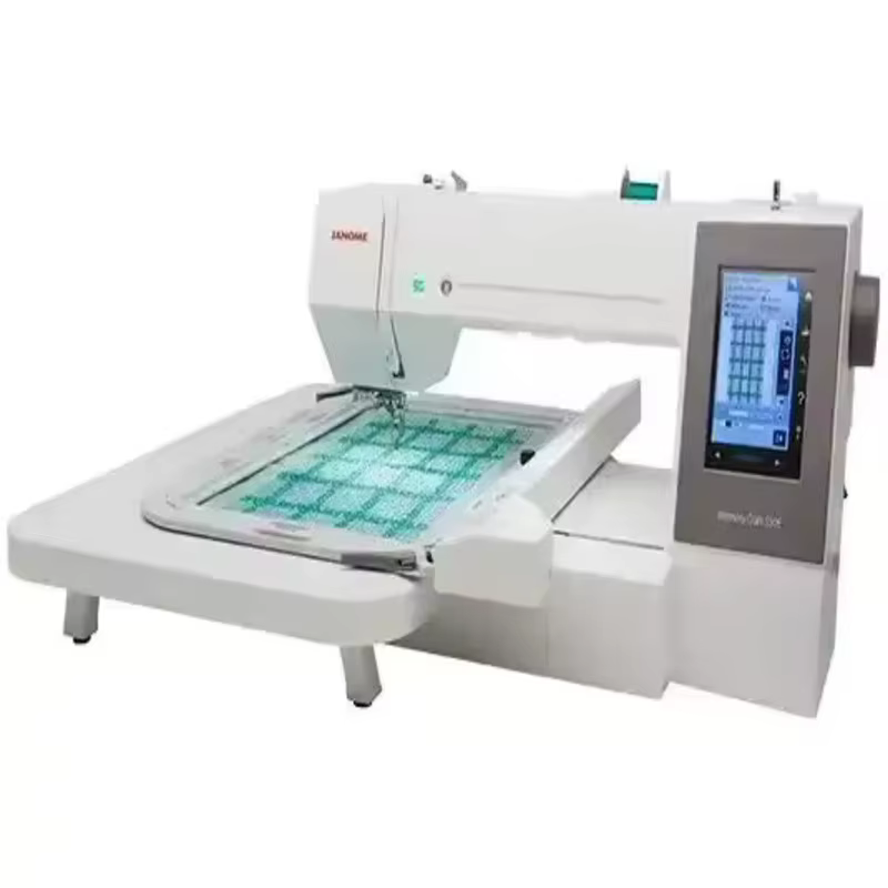 Promotion : Machine à broder Janome Memory Craft 550e avec accessoires complets et kit bonus en vent