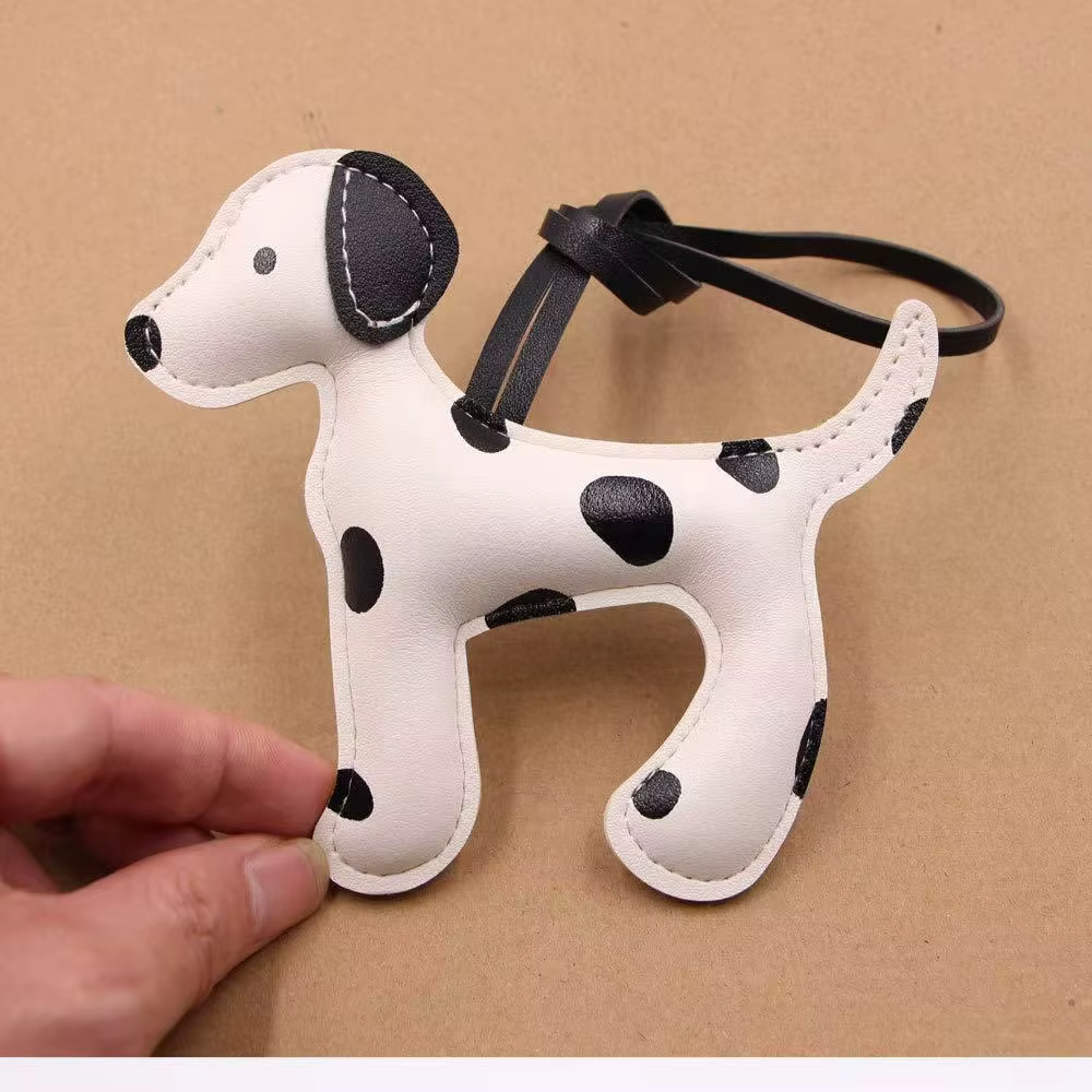Breloque chien dalmatien mignon, 1 pièce, adaptée aux sacs à dos, aux sacs à bandoulière et divers a