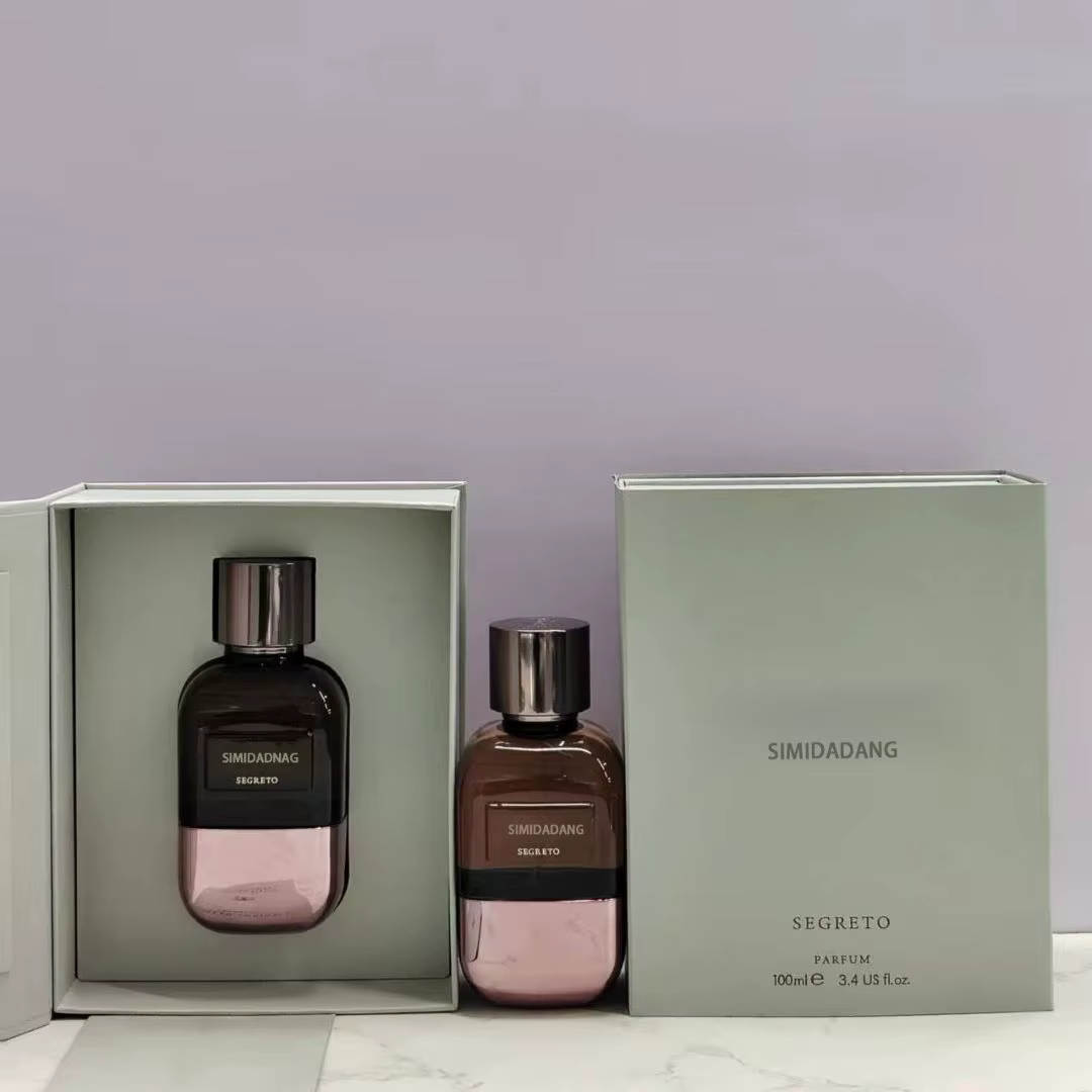 Secret Whisper 100ml Eau de Parfum, Parfum Boisé de Luxe avec Fleur d'Oranger et Bois de Santal, Vap