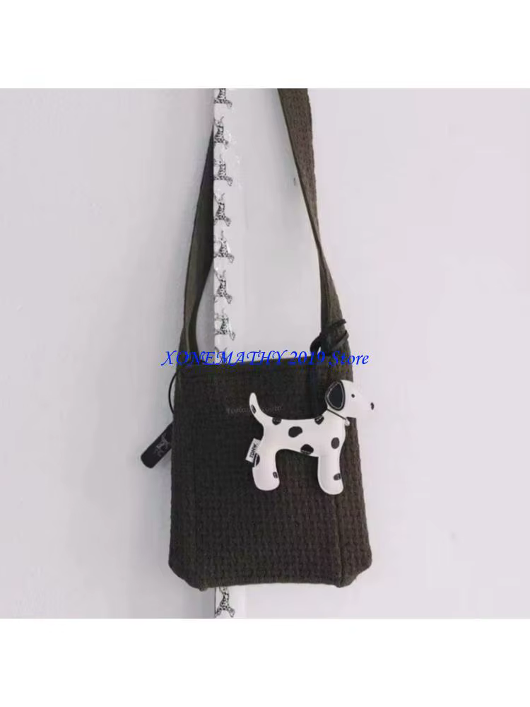 F42F – porte-clés en forme chiot à pois, charmant accessoire léger en matériau PU, pendentif clé, te