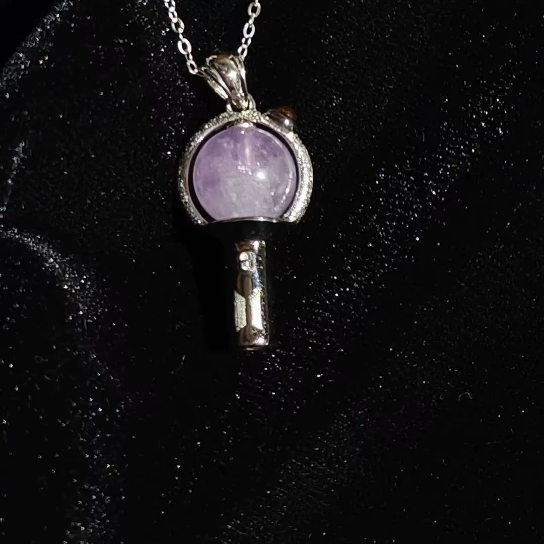Collier BT21 créatif avec support pour téléphone, accessoires périphériques, chaîne de clavicule, dé