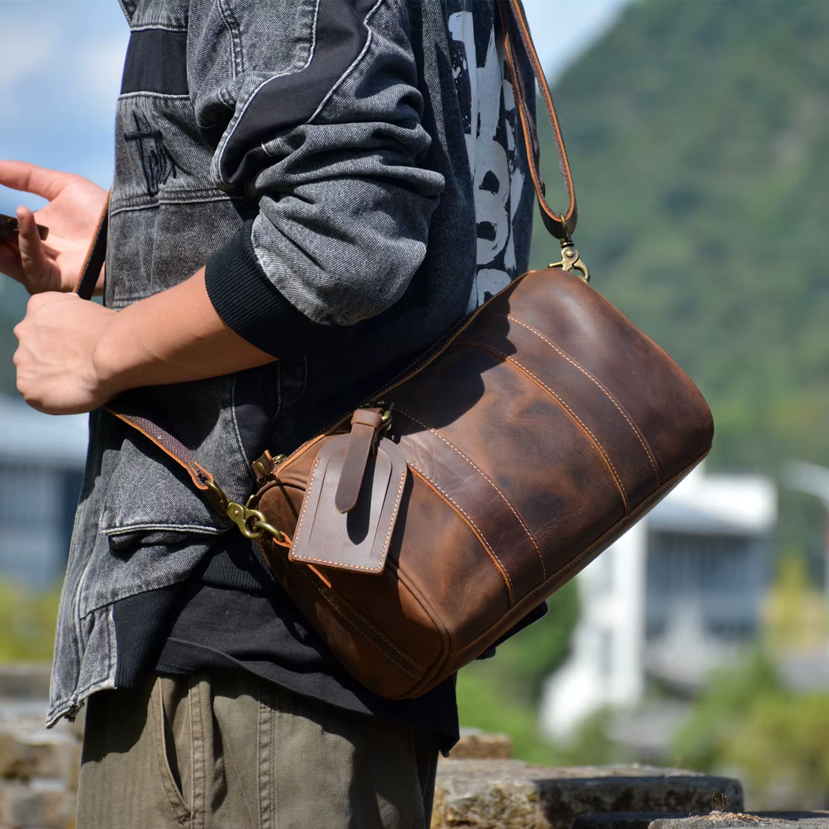Sac à bandoulière cylindrique en cuir véritable pour hommes, sac à bandoulière décontracté vintage d