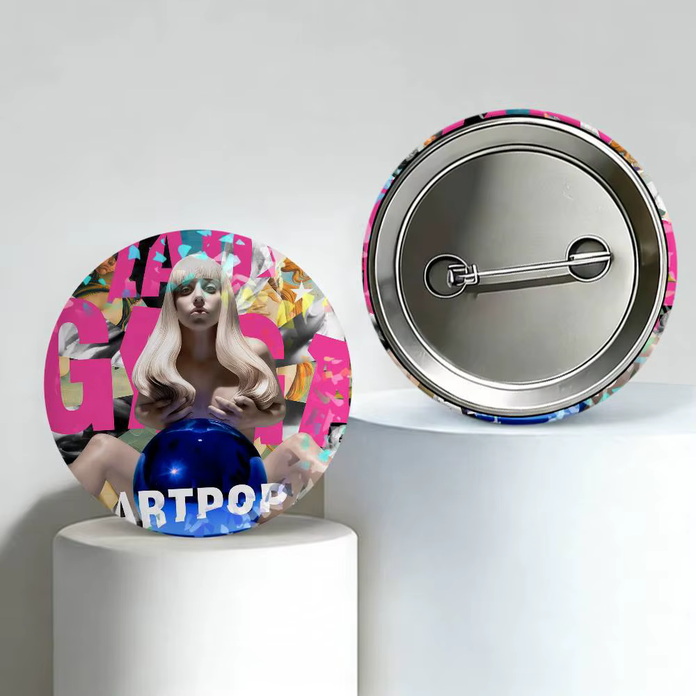 Badge laser Singer L-Lady Gaga, broches créatives, accessoires pour sacs à dos, font de superbes cad