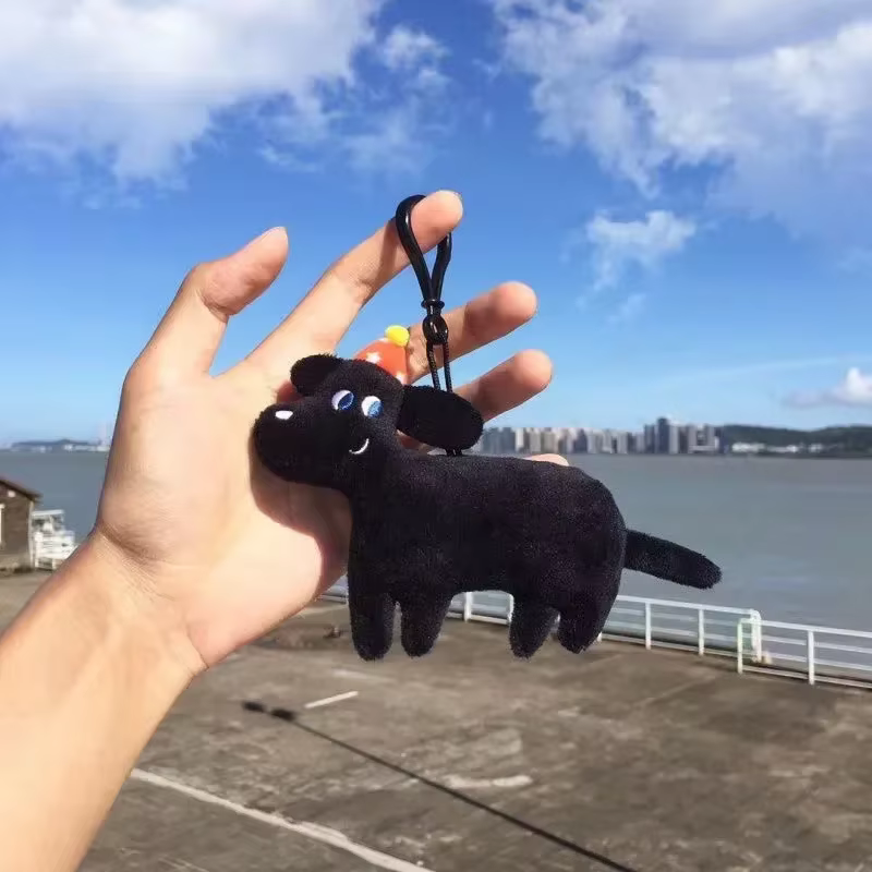 Mignon teckel porte-clés chien doux femmes sac pendentif bijoux en peluche poupée avec écharpe dessi
