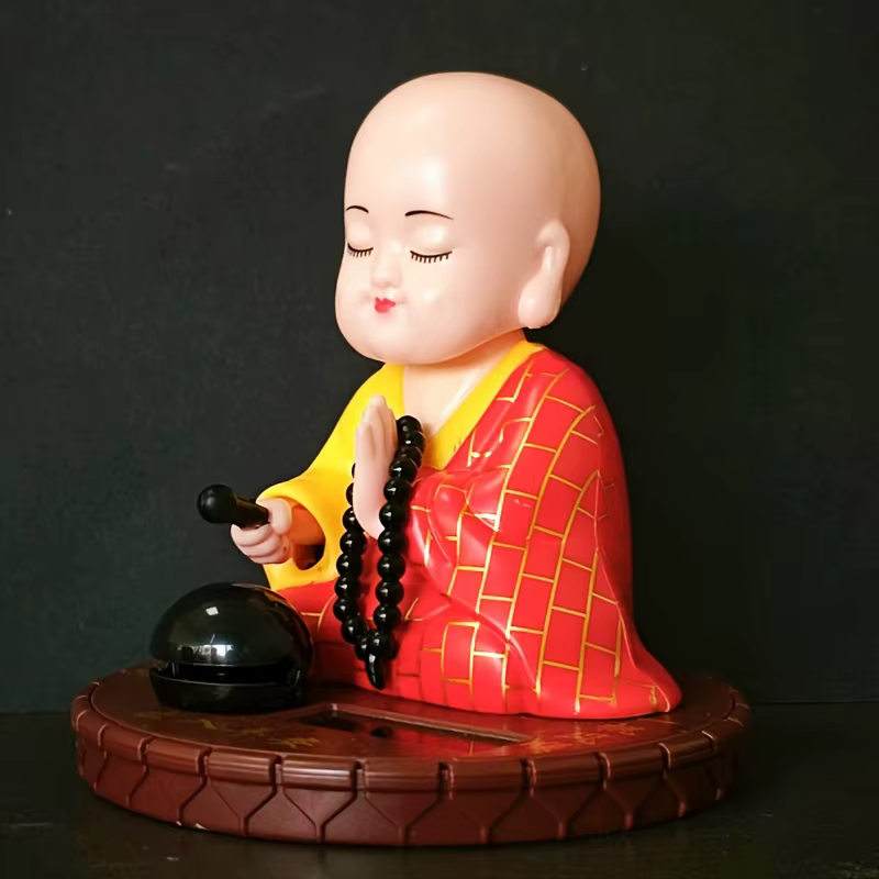 Accessoires de voiture solaires Little Monk, Accessoires intérieurs de voiture Little Monk qui bouge