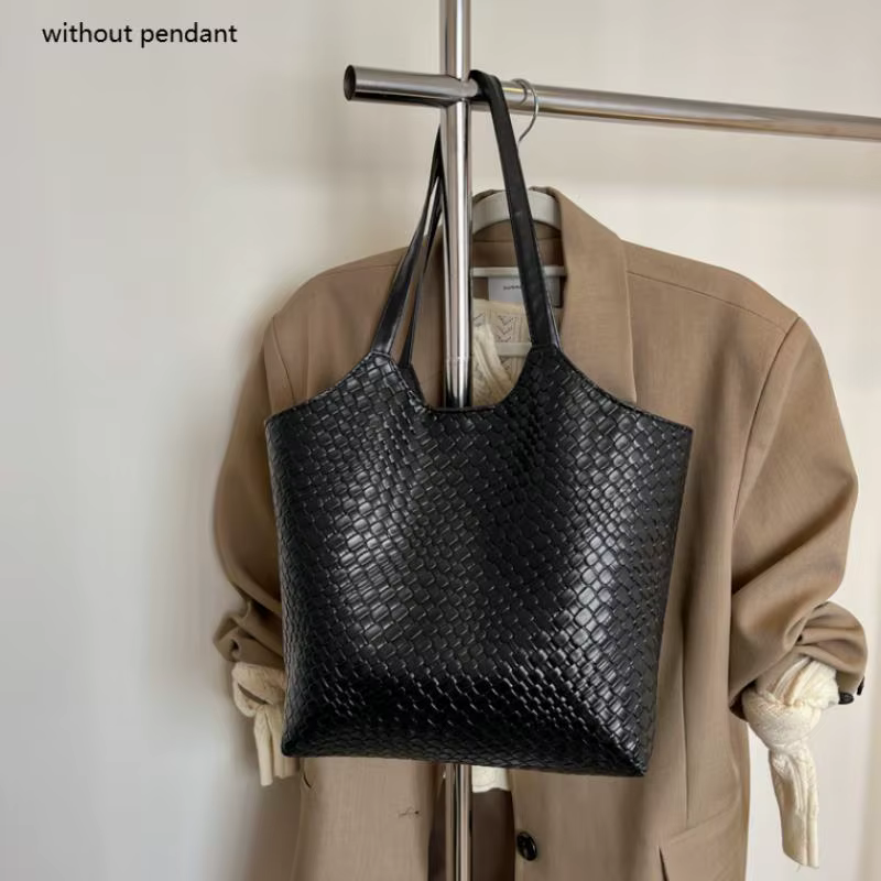 Sac de bureau élégant pour femmes de carrière avec rangement Vast, sac sous les bras gracieux pour j