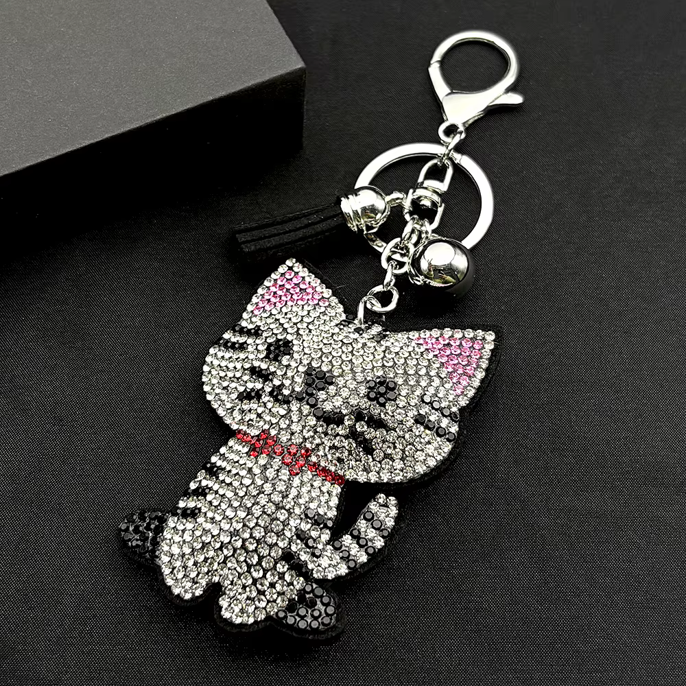 Porte-clés Adorable Chat de Dessin Animé pour Femmes et Hommes, Entièrement Orné de Cristaux Scintil