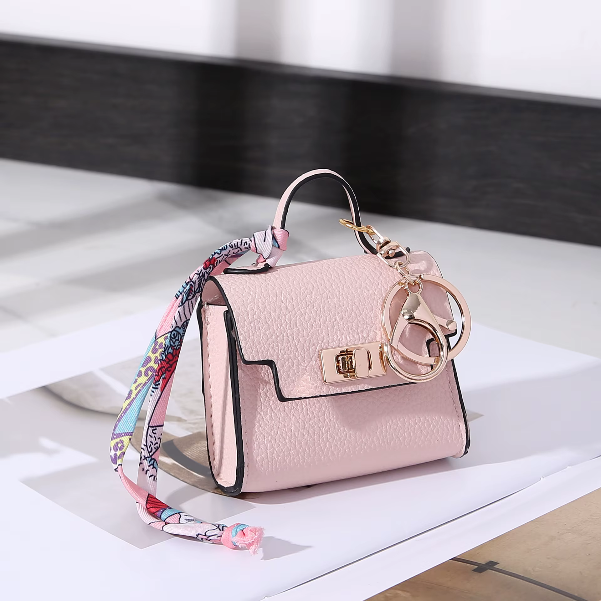 Mini sac carré en cuir, breloque, pendentif de luxe, mignon, accessoires de décoration à la mode, po