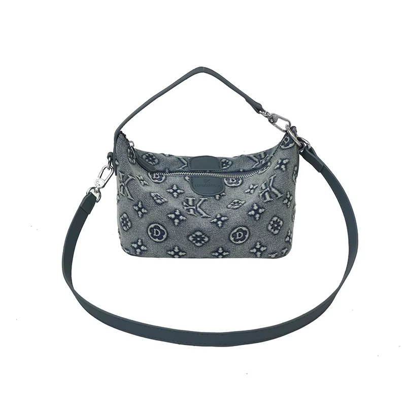 Nouveau sac fourre-tout 2026, design de niche, luxe léger, polyvalent, sac à bandoulière pour le quo