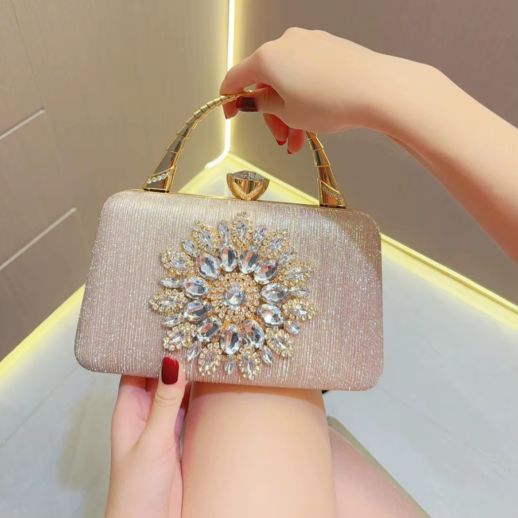 Nouveau sac de soirée en strass, sac à main de célébrité, sac coquille, sac de dîner tendance pour f