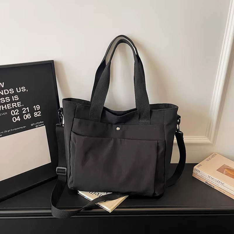 Sac fourre-tout pour femme avec grande capacité, léger, convertible en sac bandoulière, idéal pour l