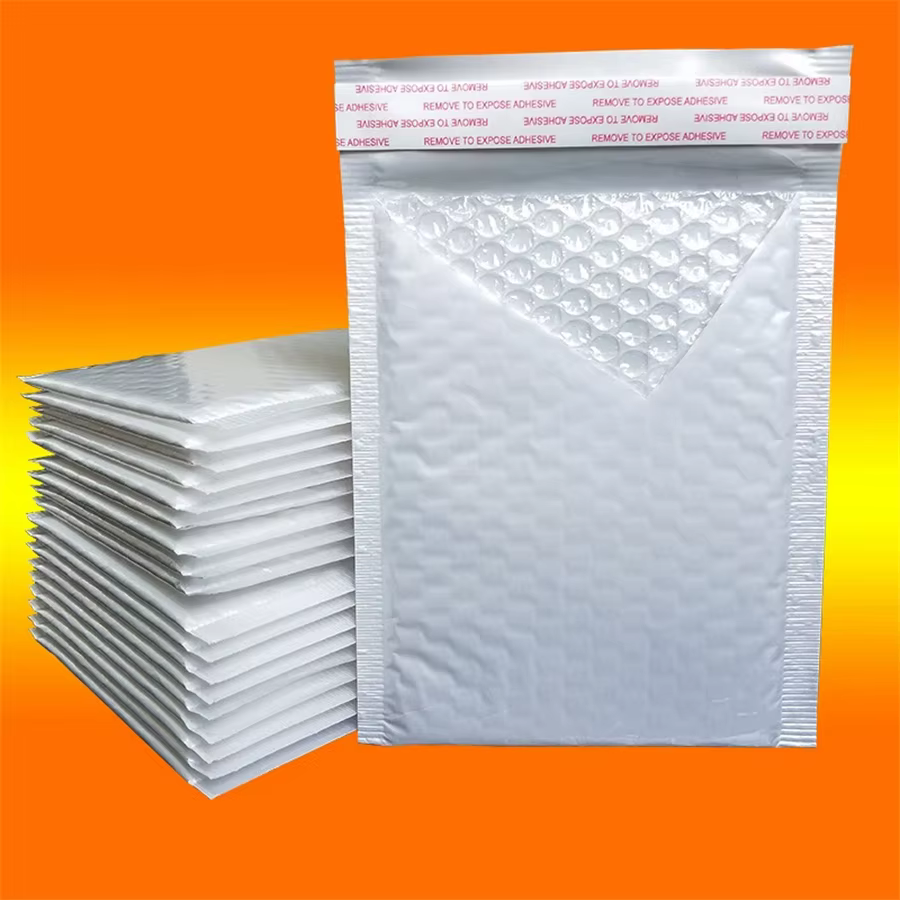 50pcs Film nacré sac à bulles étanche emballage sac Express mousse blanche auto-scellant sac d'expéd