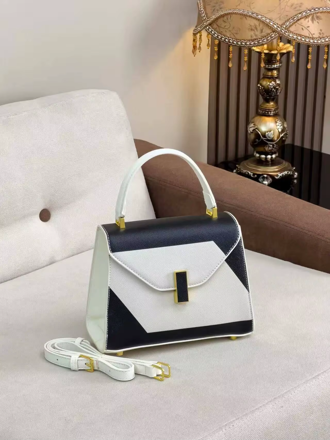 Sac à main élégant pour femme avec motif géométrique, sac fourre-tout de 26 cm, peut être porté à l'
