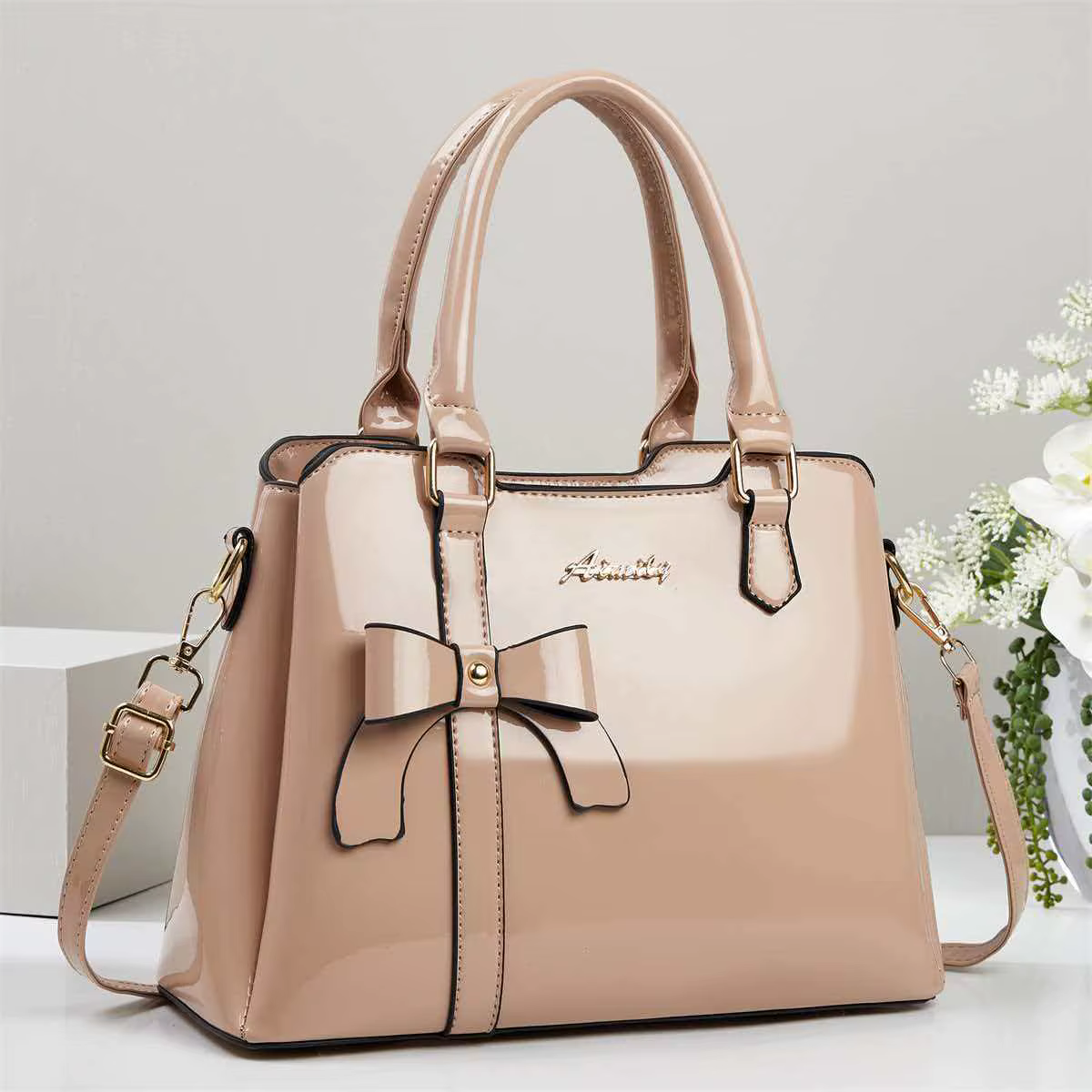 Sac à main brillant avec nœud papillon, sac à bandoulière pour femme, disponible en plusieurs couleu