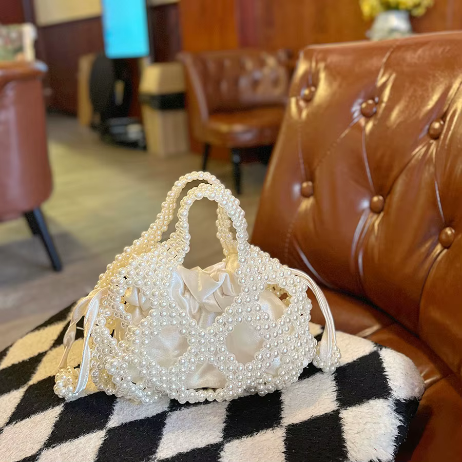 Sac tissé perlé fait à la main, sac à main rétro de tempérament de célébrité, sac cheongsam en satin