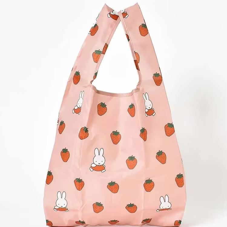 Kawaii Miffy – sac de courses Portable pliable de grande capacité à motifs de fraises, sac à main de