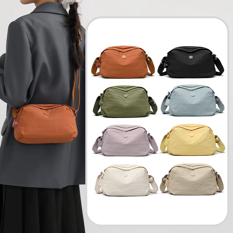 Sac à bandoulière léger et tendance grande capacité en nylon pour femme
