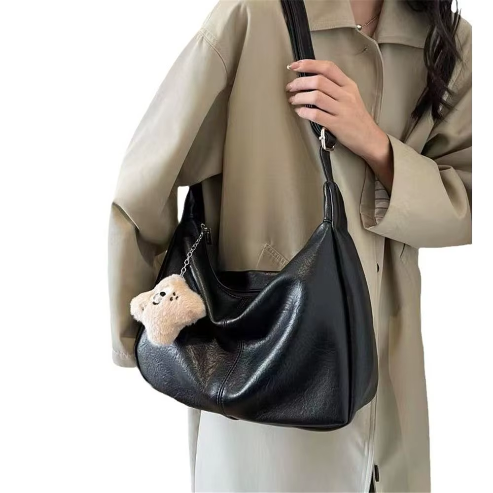Sac à bandoulière ample en cuir PU pour femmes