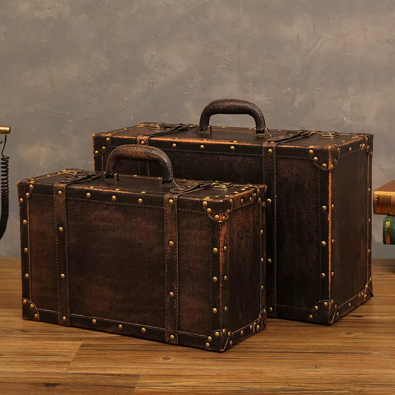 Valise en cuir vintage personnalisée