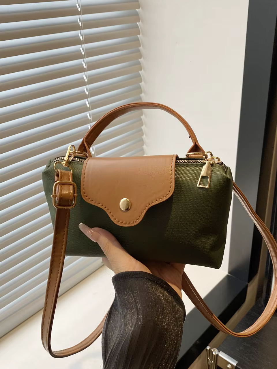 Sac à main carré mini rétro en nylon pour femme