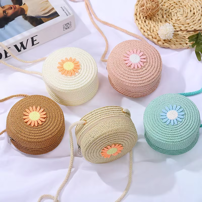 Sac rond en paille tressé pour femme