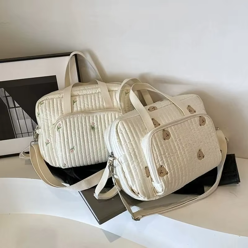 Grand sac à langer brodé pour femme